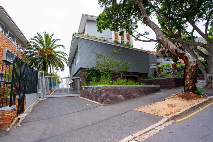 To Let 1 Bedroom Property for Rent in Three Anchor Bay Western Cape